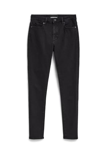 Schwarze Damen Skinny Jeans TILLAA aus Bio-Baumwolle mit Mid Waist Schnitt und fünf Taschen für praktische Nutzung.