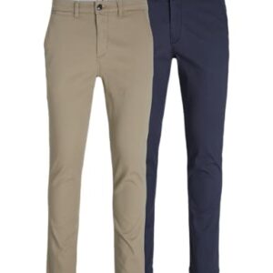 Zwei Paar slim fit Hose in verschiedenen Farben, Tan und Blau. Beide Hosen haben Knopfaufschläge am Bund.