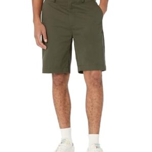 Herren Classic-Fit-Chino-SHorts aus nicht dehnbarem Baumwoll-Twill in dunklem Olivgrün von Amazon Essentials mit Reißverschluss, schrager Taschen und Leistentaschen