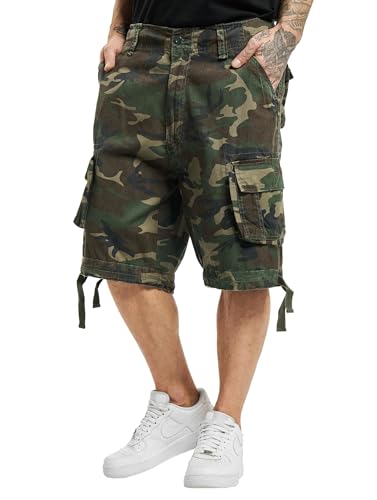 Brandit Herren Urban Legend Shorts Cargos, Woodland, 4XL - Jeanshosen für Männer aus Baumwolle mit drei Taschen und Druckknopf-Verschluss