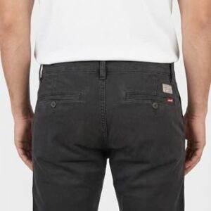 Herren Chino Hose von Levi's, klassisches Design, weiches Handgefühl, versteckter Taschenverschluss, 32L / 38W Größe, schwarze Farbe